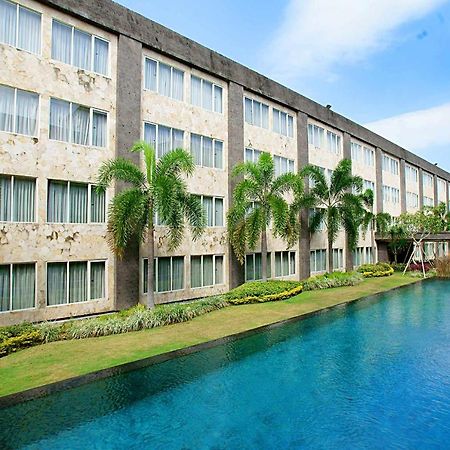 Aston Denpasar Hotel & Convention Экстерьер фото