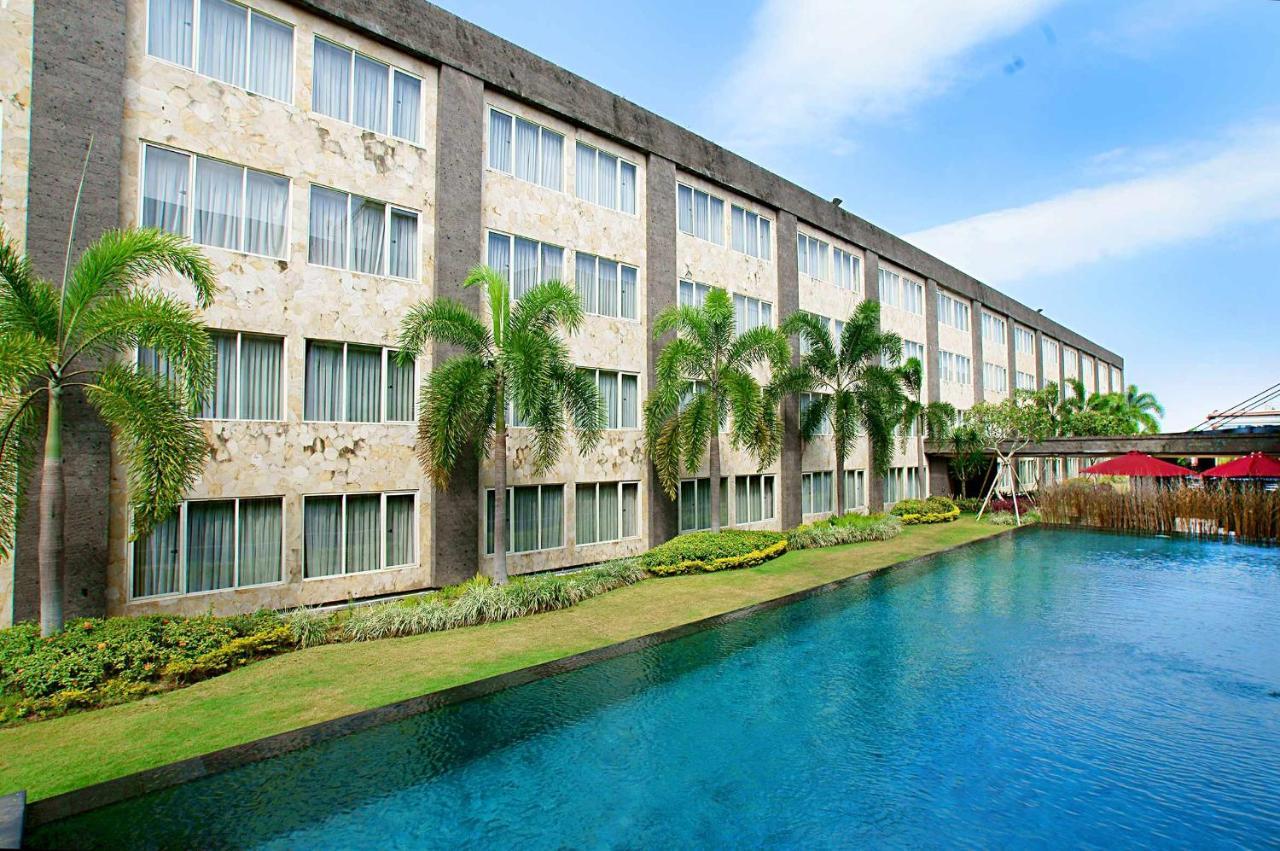 Aston Denpasar Hotel & Convention Экстерьер фото