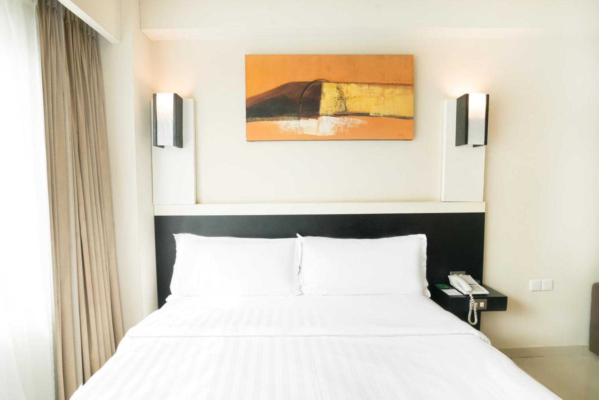 Aston Denpasar Hotel & Convention Экстерьер фото